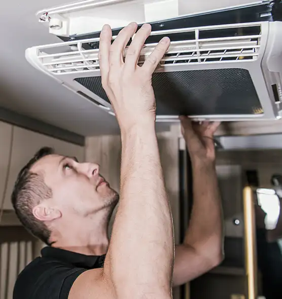  Professional Licensed And Insured Cleaners in Decatur, IL